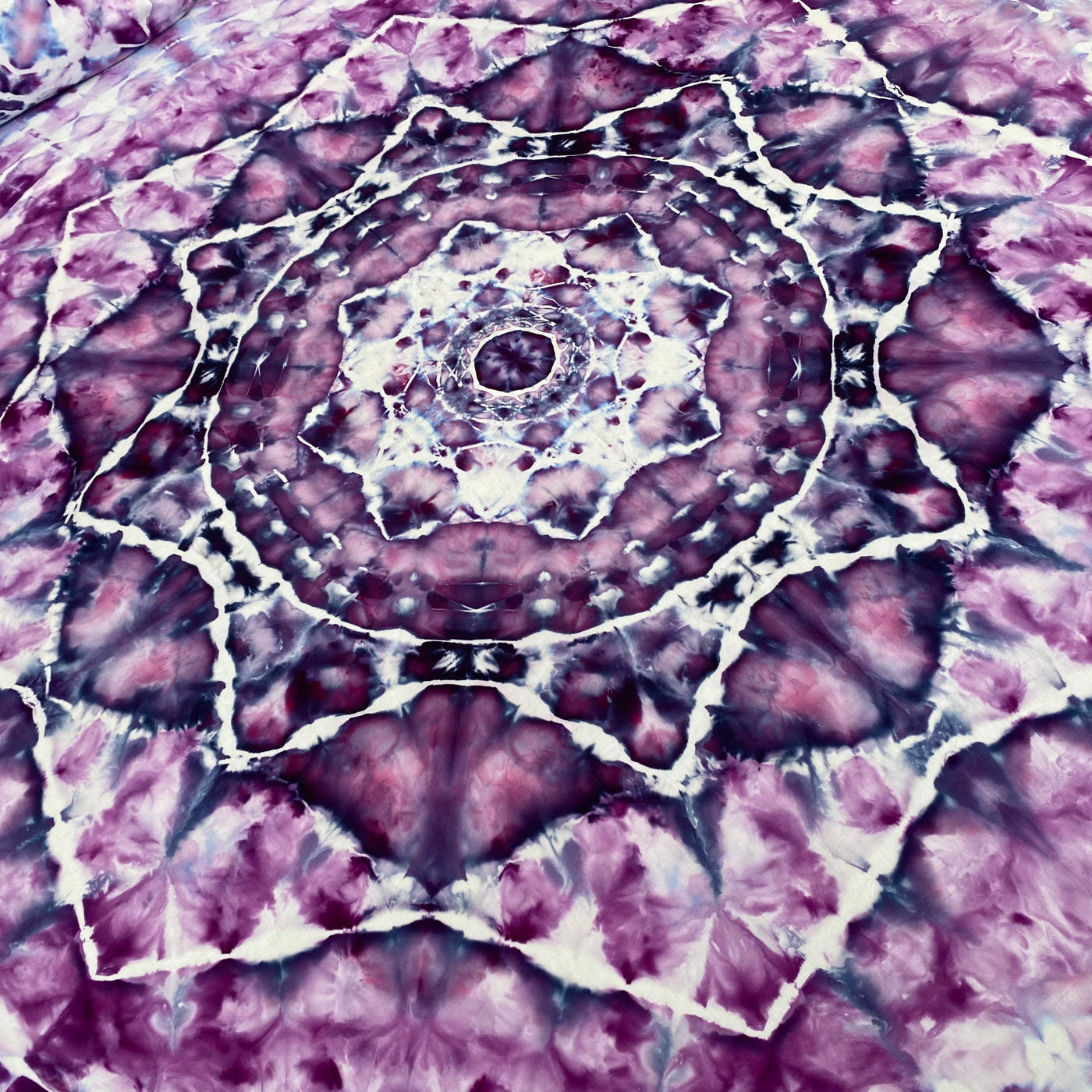 Berry Mandala tie dye Throw Set