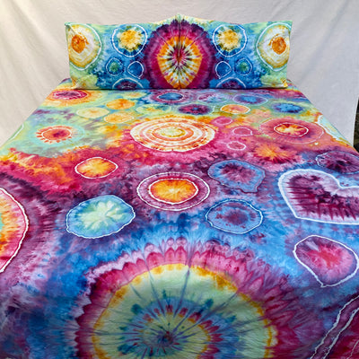 Sherbet Fizz tie dyed throw set