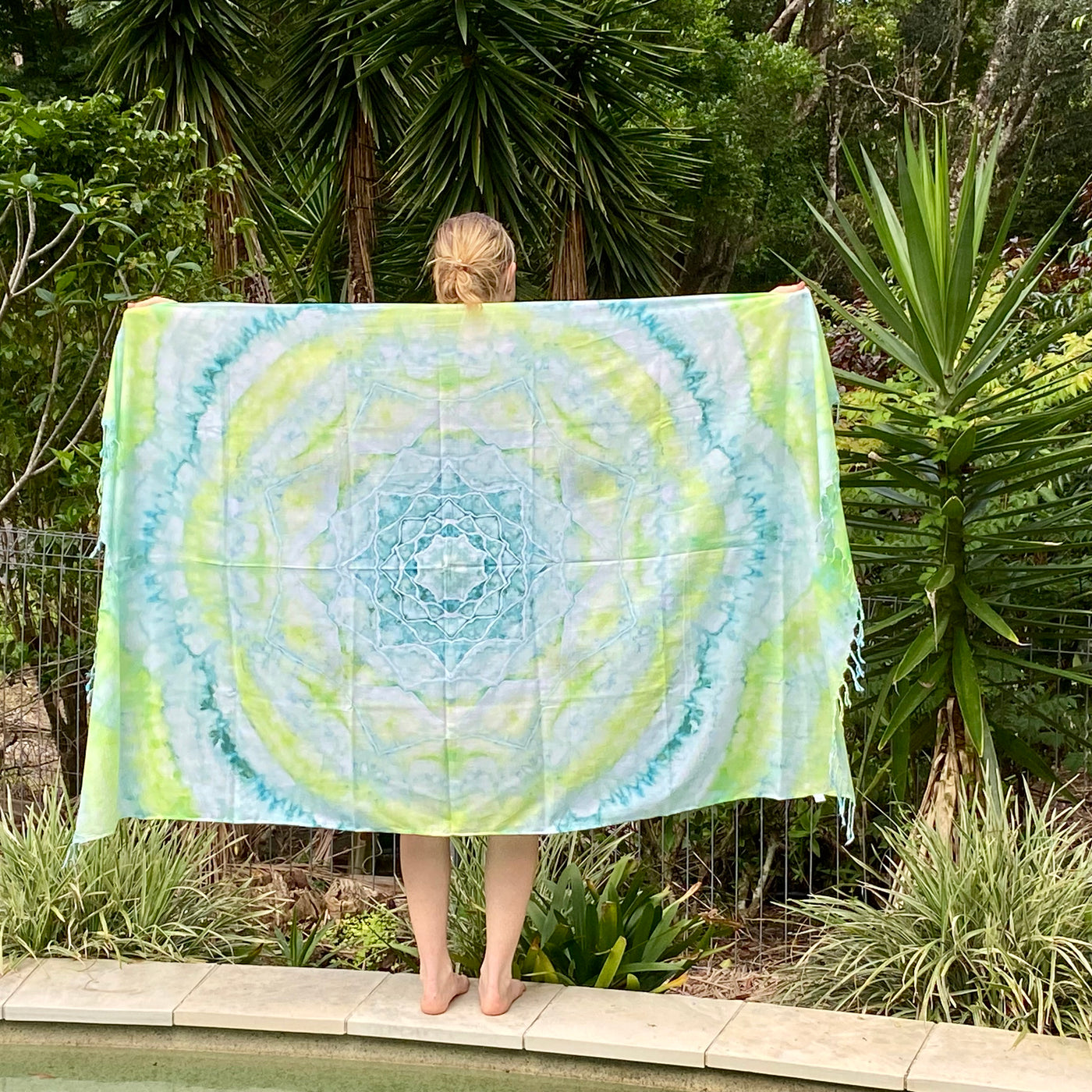 #8 Green mandala - Tie Dye Sarong